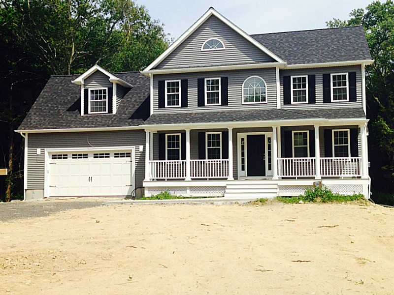 6 Kellie Ann Ct Seekonk, MA 02771