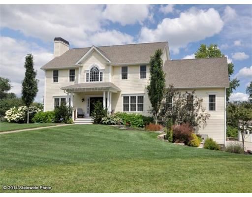 7 Richard Banna Way Seekonk, MA 02771