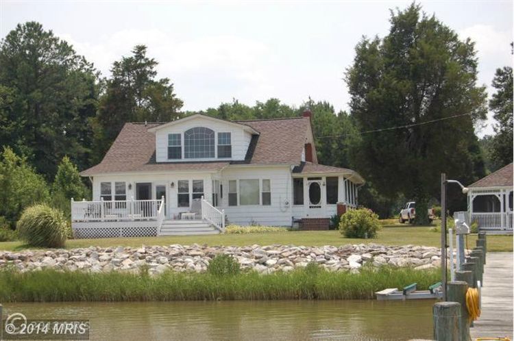 20610 RICHARD WILSON LN Coltons Point, MD 20626