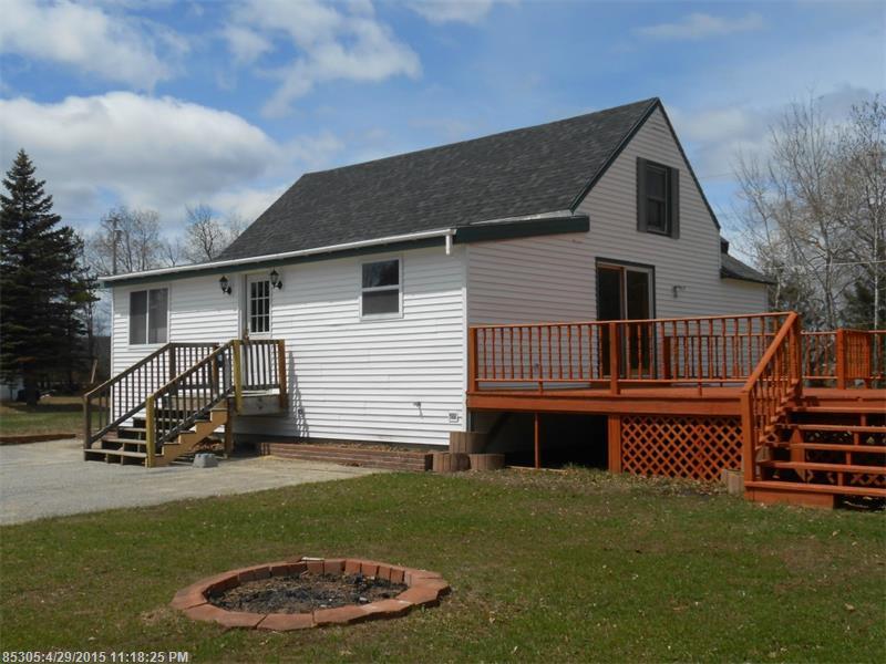 12 Dean Drive Oxford, ME 04270