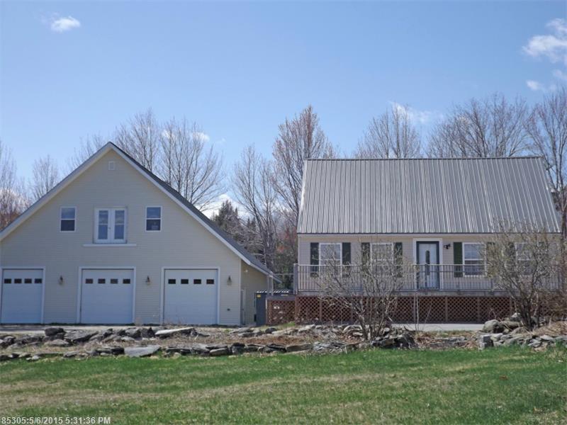 35 Kingsbury Rd Holden, ME 04429