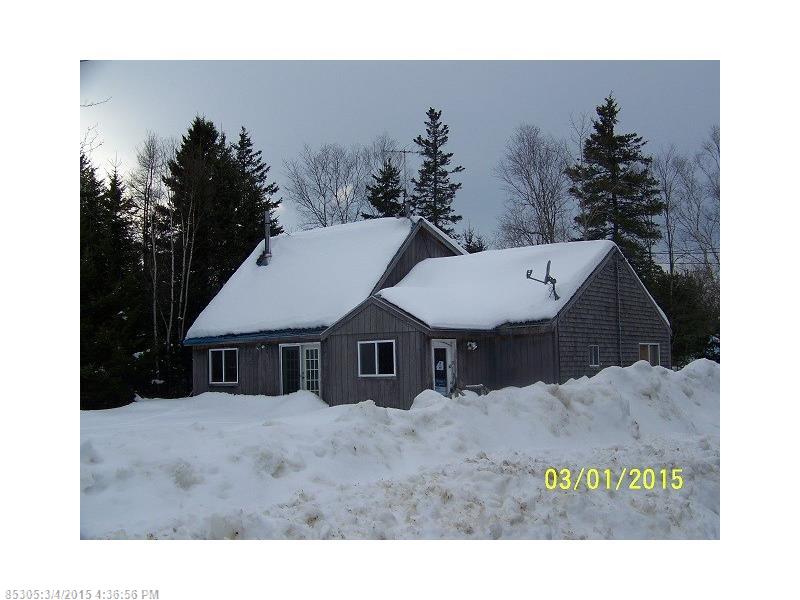 33 Judkins Ln Stonington, ME 04681