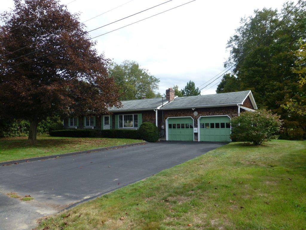 121 Summit Ave Farmington, ME 04938