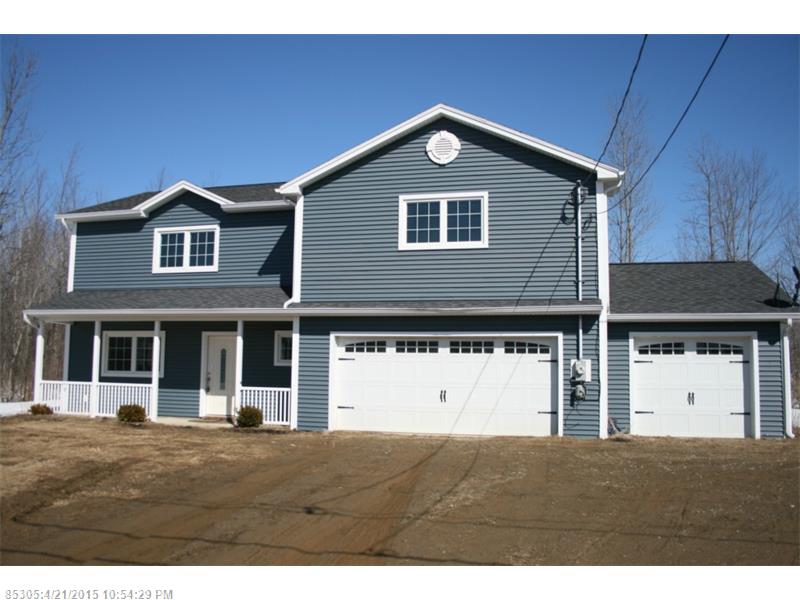 4 Birch St Newport, ME 04953