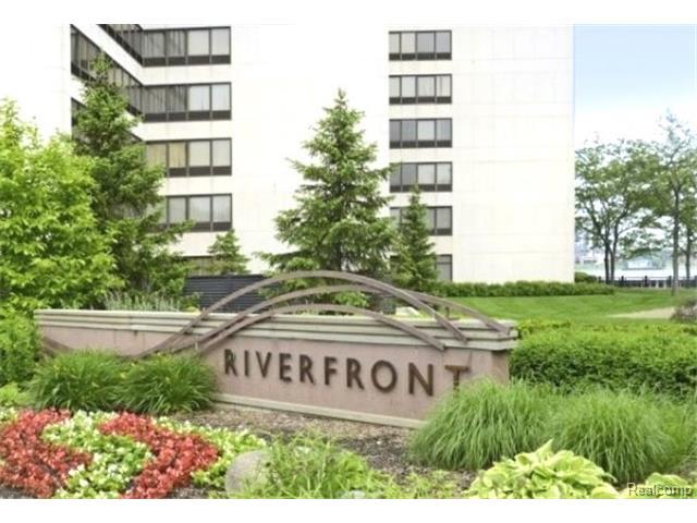 300 Riverfront Dr #4 I Detroit, MI 48226