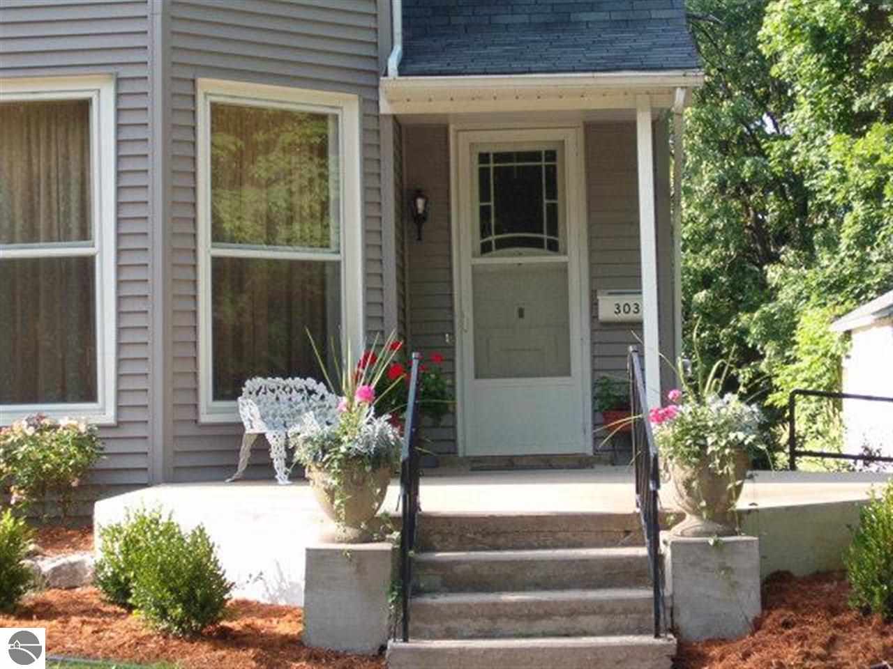 303 E Saginaw Street Saint Louis, MI 48880