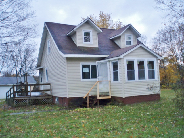 46761 8th Ave Bloomingdale, Mi, 49026 Van Buren County Bloomingdale, MI 49026