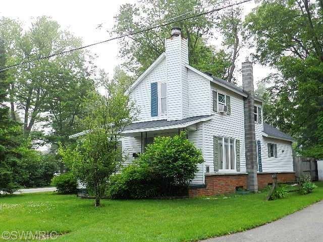204 Jones St Dowagiac, MI 49047