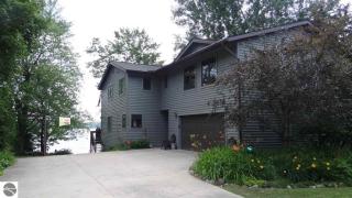 9459 N Long Lake Rd Traverse City, MI 49685