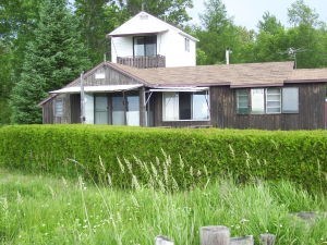 26686 S Toledo Rd Goetzville, MI 49736