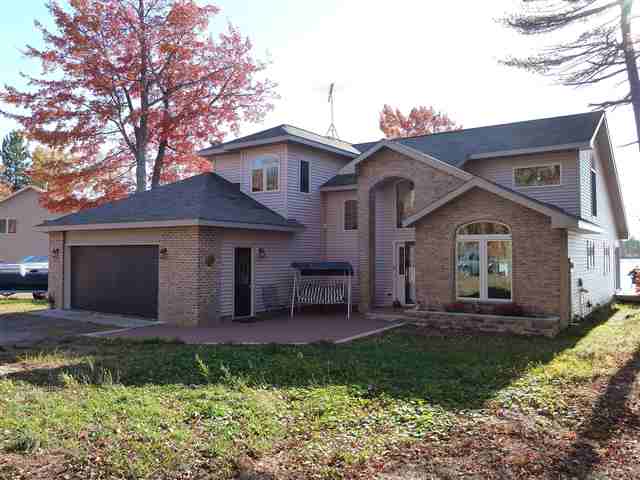 6139 Sand Point Rd Lac La Belle, Mi 49950 Mohawk, MI 49950