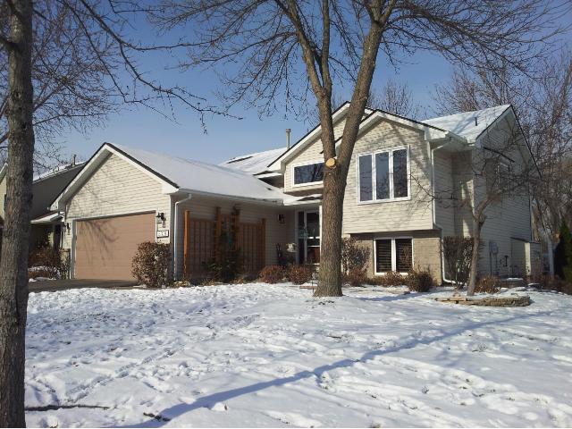 5318 River Wood Drive Savage, MN 55378