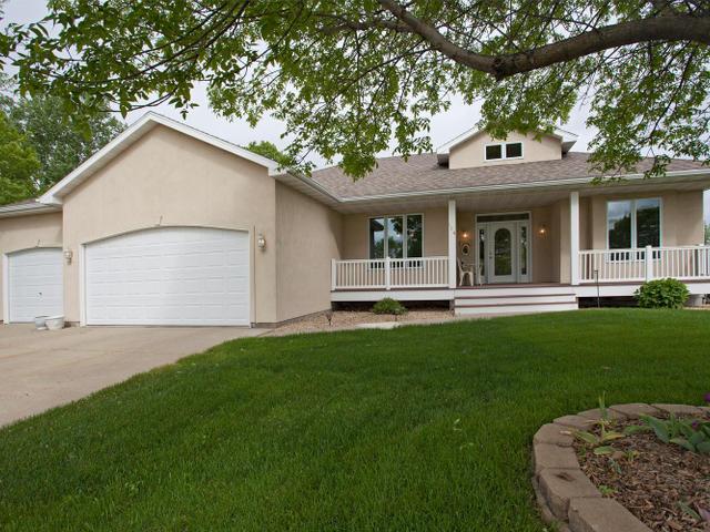 104 Emerald Circle Belle Plaine, MN 56011