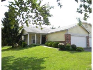 16021 Rose Wreath Ln Florissant, MO 63034