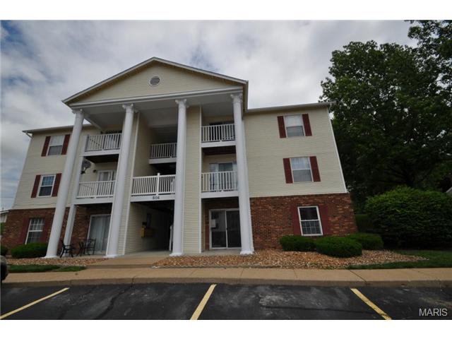 3114 Edwards Place #102 Maryland Heights, MO 63043