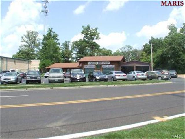3 Valley Park Road Valley Park, MO 63088