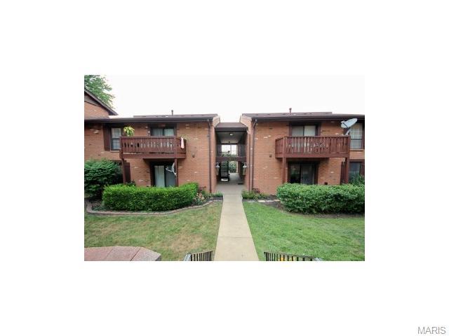 5572 Baronridge Dr #3 Saint Louis, MO 63129