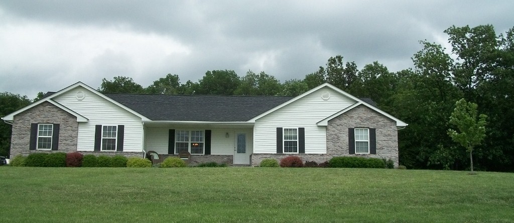 10104 Pike 9127 Bowling Green, MO 63334