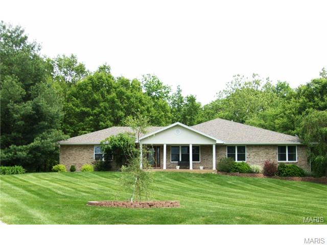 16 Fairlane Circle #E Warrenton, MO 63383