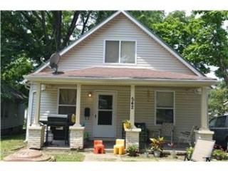 542 S Ash Ave Independence, MO 64053