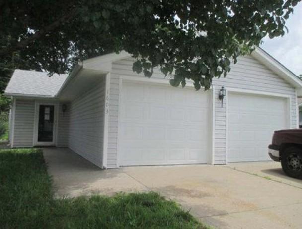 1603 N Lazy Branch Rd Independence, MO 64058