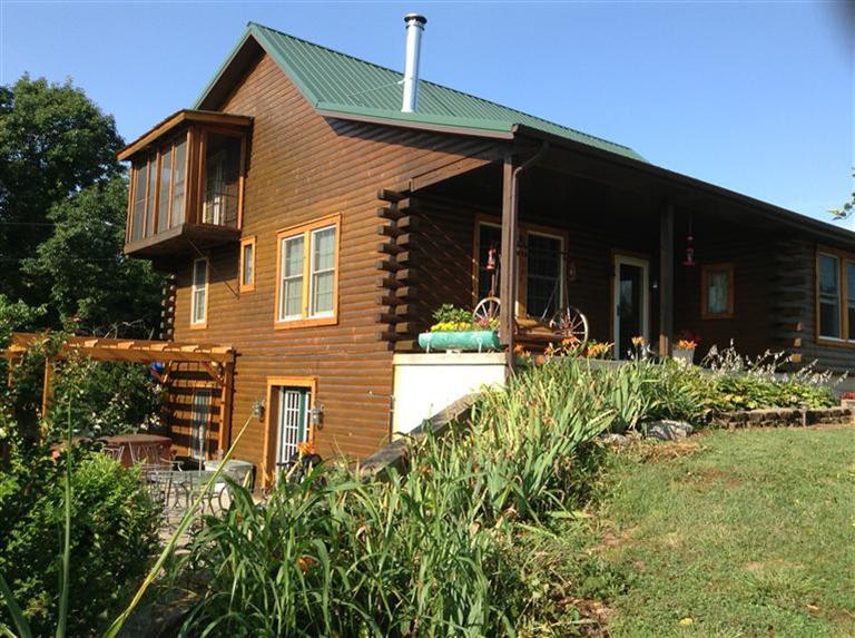5420 S 132nd Rd Morrisville, MO 65710