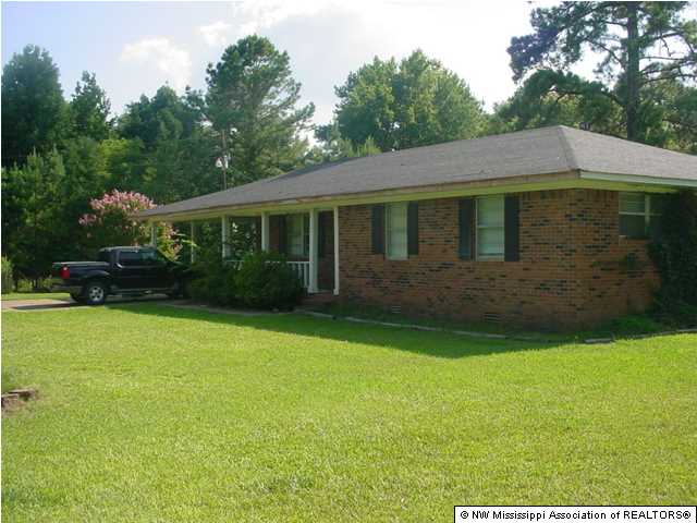 1332 Wilson Golden Road Waterford, MS 38685