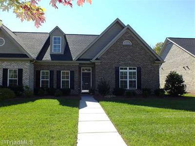 1418 Crestlawn Trail Pfafftown, NC 27040