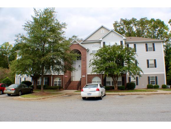 3706 Cotswold Ter Greensboro, NC 27410