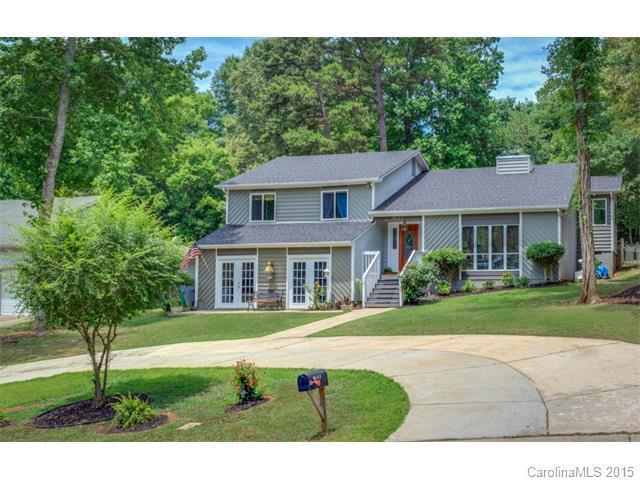 8140 Rittenhouse Cir Charlotte, NC 28270