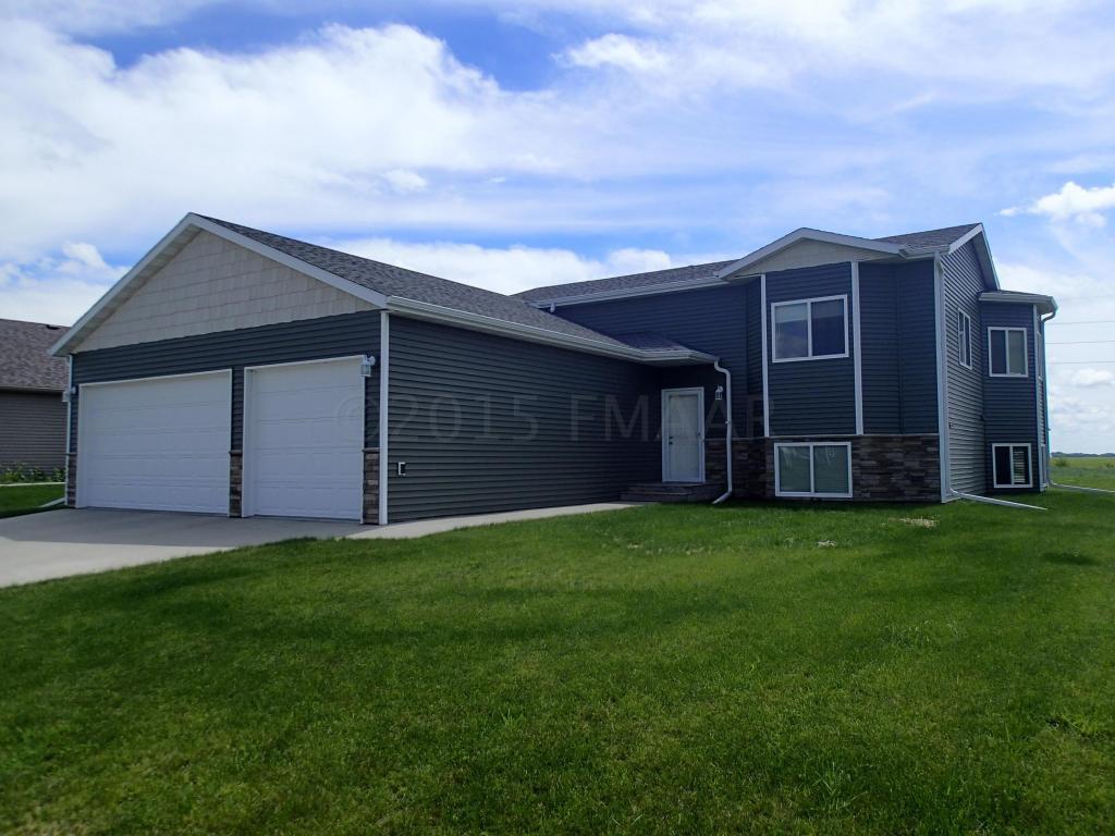 1209 Morningside Dr Casselton, ND 58012