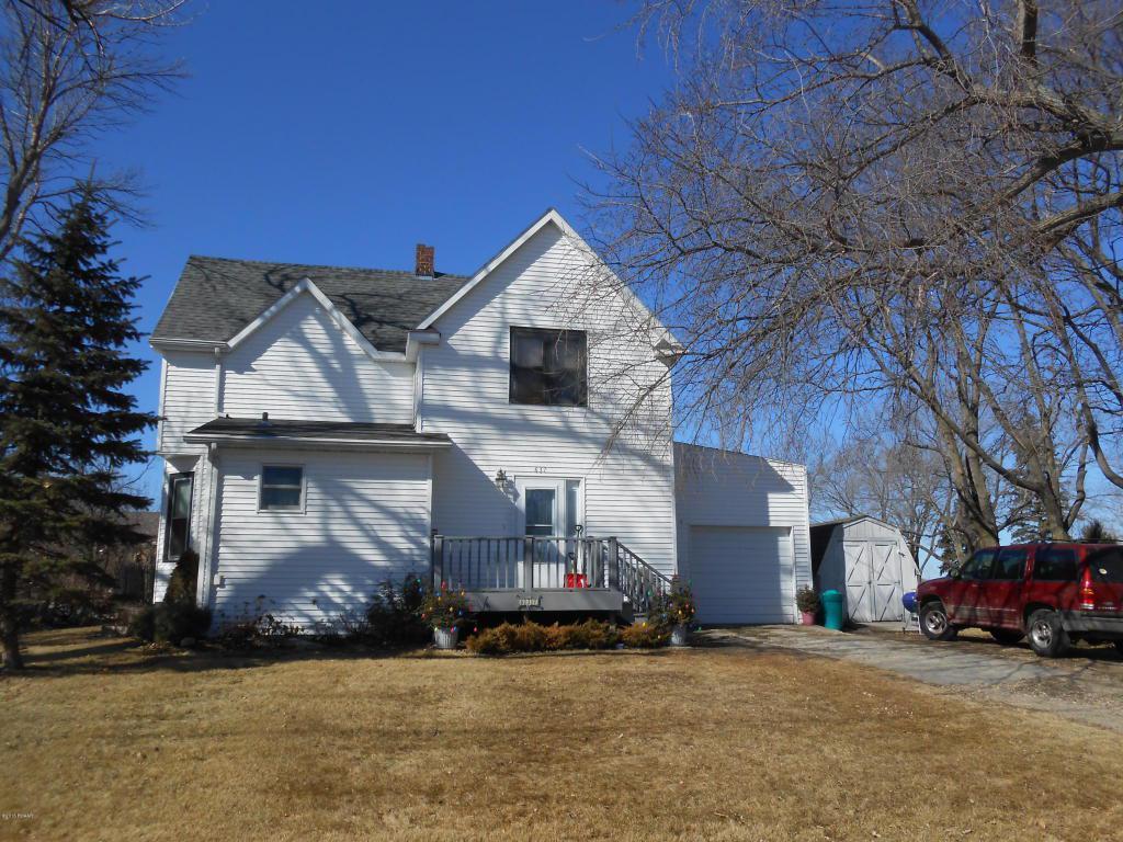 637 6th St SW Forman, ND 58032