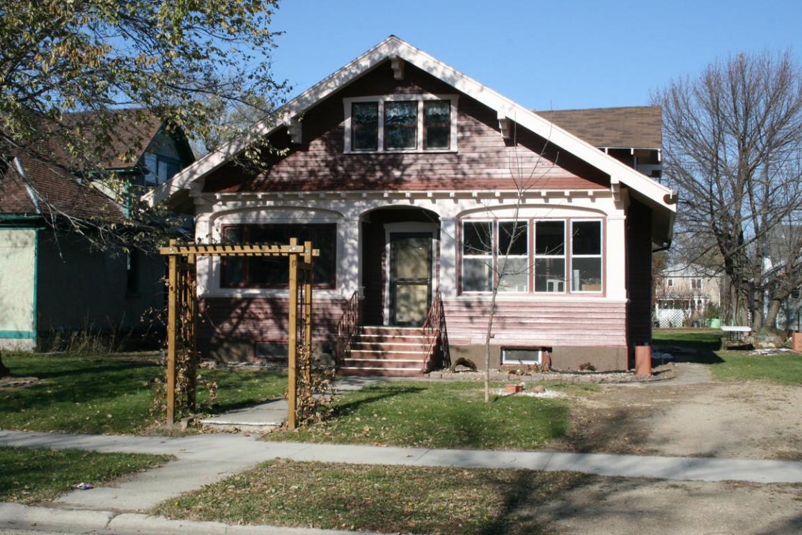 529 Main St Ellendale, ND 58436