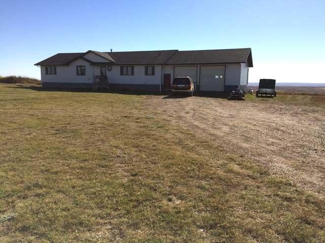 205 3rd Ave Hettinger, ND 58639