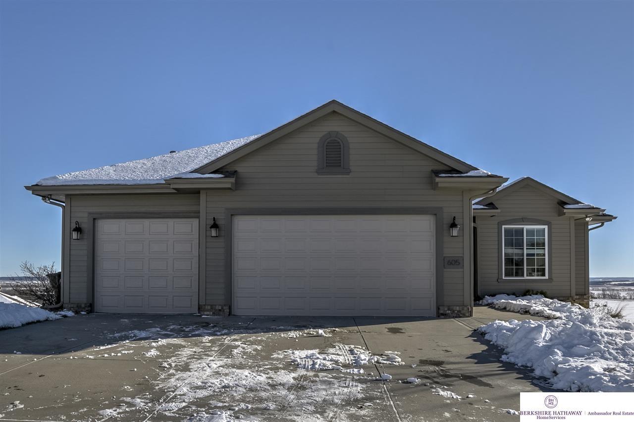 605 S 17th St Fort Calhoun, NE 68023