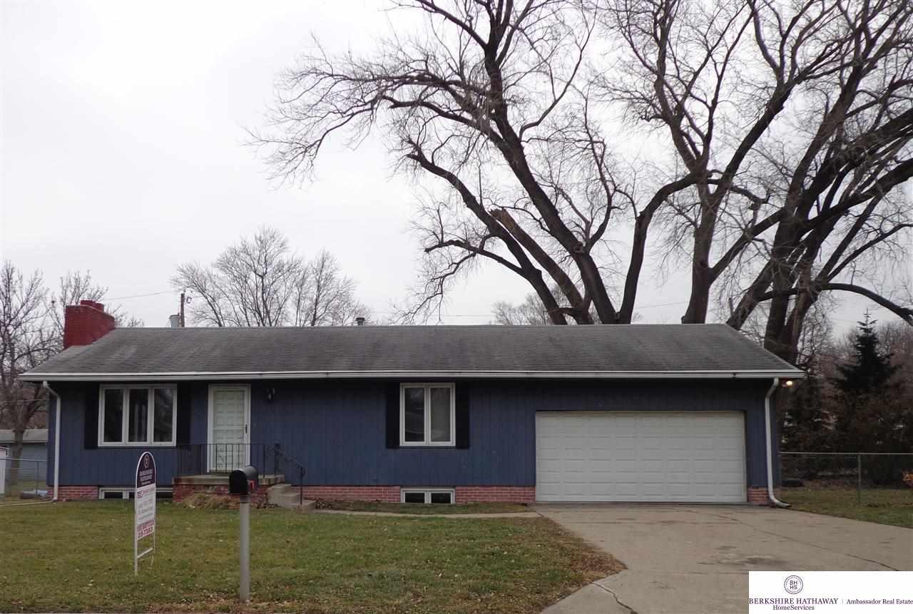 8515 Charles St Omaha, NE 68114