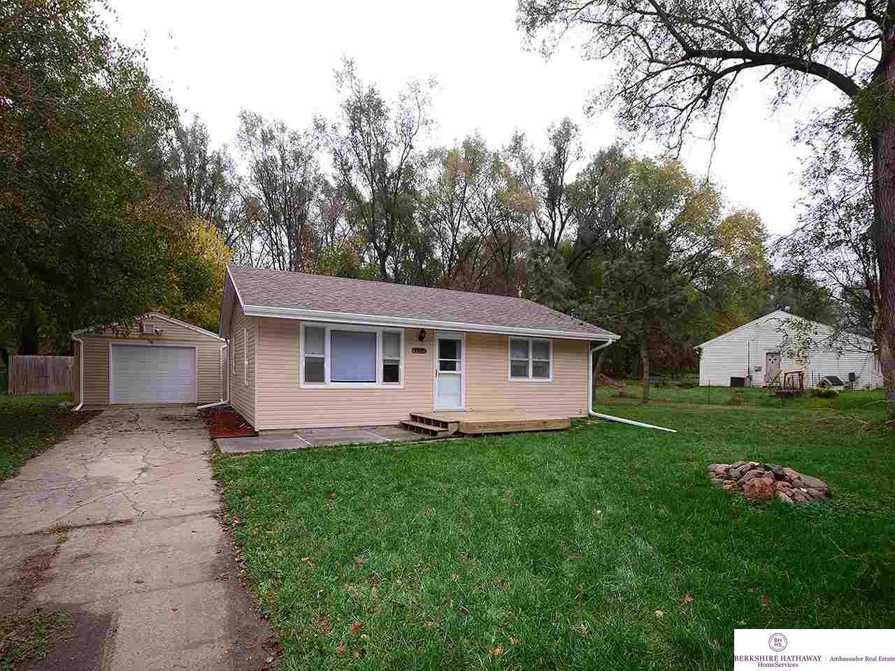 7221 Sarpy Ave Bellevue, NE 68147