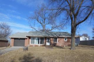 204 W 6th St Firth, NE 68358
