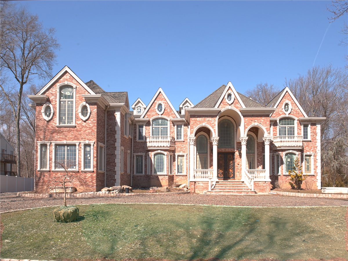 490 Ackerson Ave Wyckoff, NJ 07481