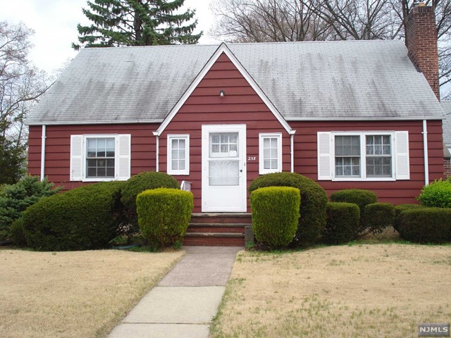 258 Monroe Ave Wyckoff, NJ 07481