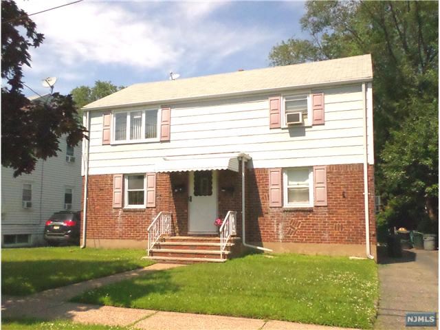 47 Macarthur Ave Hasbrouck Heights, NJ 07604