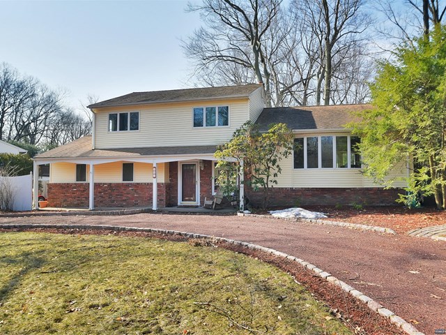 807 Hillsdale Ave Hillsdale, NJ 07642