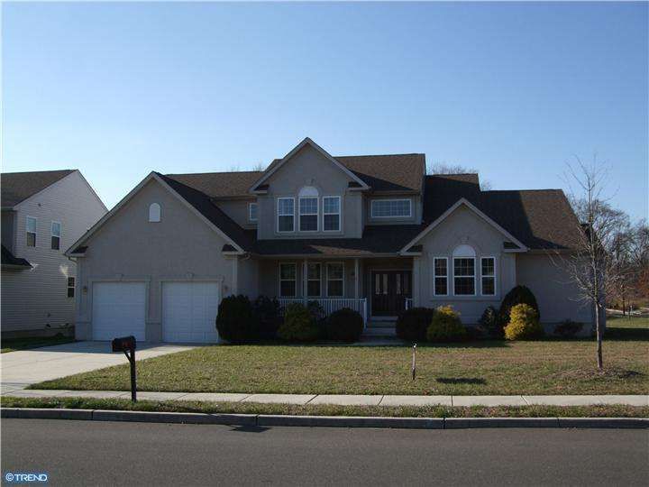 5 SPICER PL Lawnside, NJ 08045