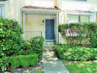 1906 Breckenridge Pl Toms River, NJ 08755