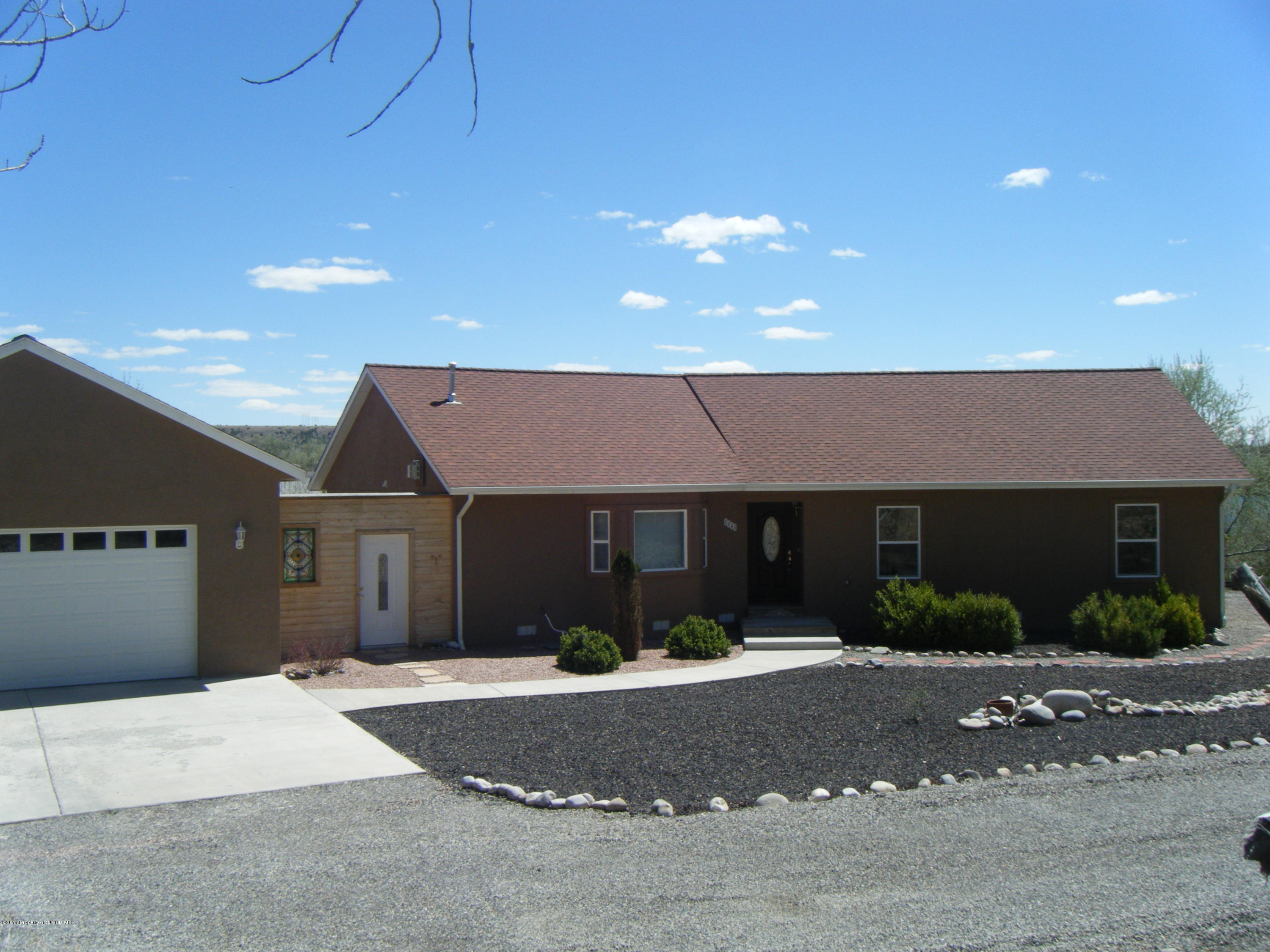 8045 Lakeview Drive Flora Vista, NM 87415