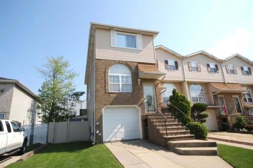 199 Rosedale Ave Staten Island, NY 10312