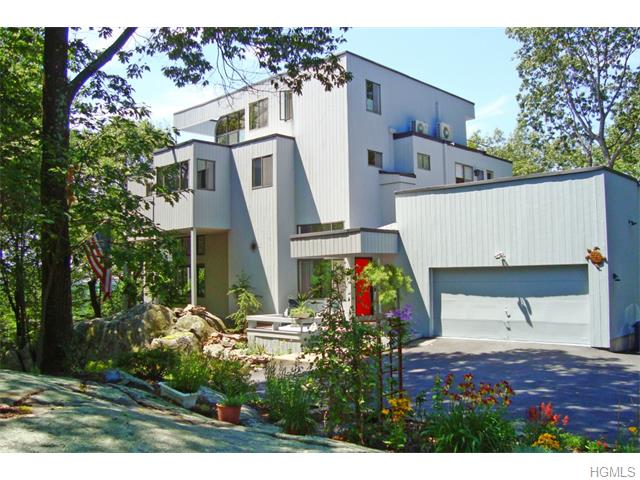 49 Whippoorwill Crossing Armonk, NY 10504