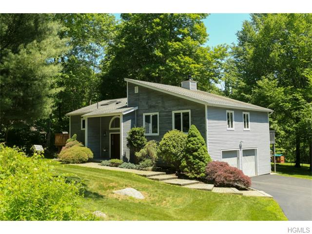 8 Dayton Drive Somers, NY 10589