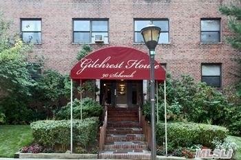 90 Schenck Ave #1A Great Neck, NY 11021