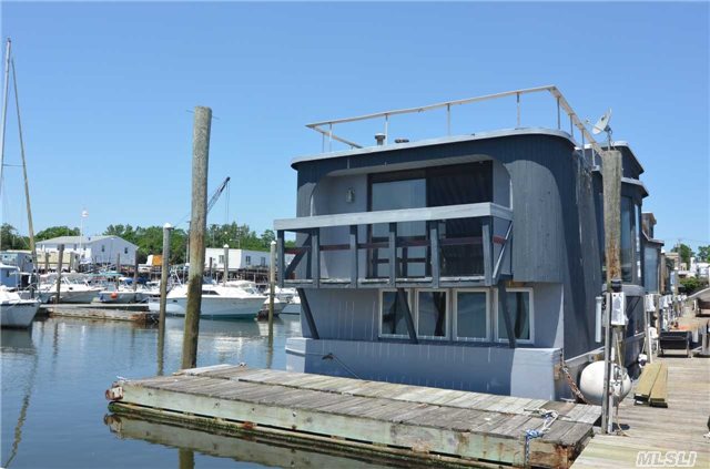 24 Matinecock Ave Port Washington, NY 11050